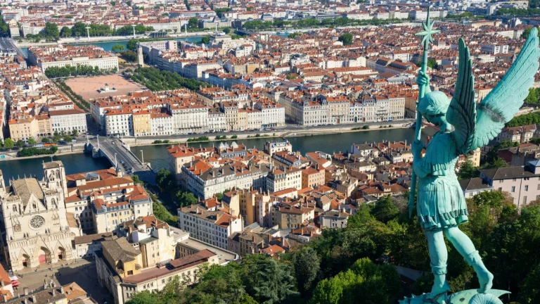 En Kolay Vatandaşlık Veren Ülkeler