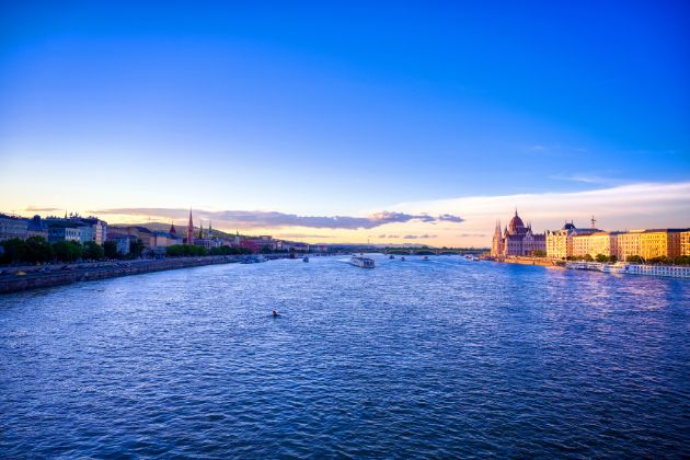 macaristangoldenvisanasilalinir